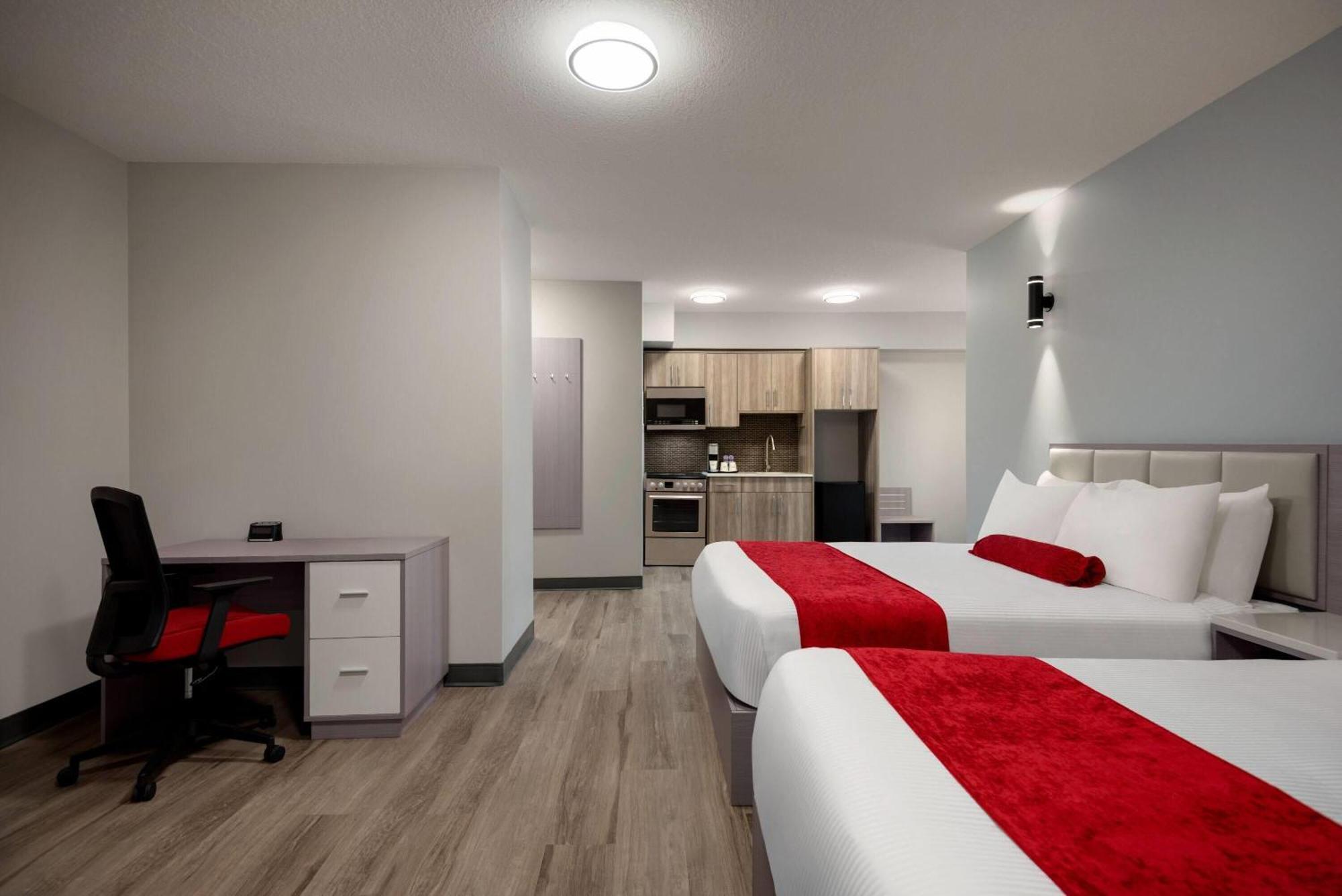 Ramada By Wyndham West Edmonton Hotel & Suites Eksteriør bilde